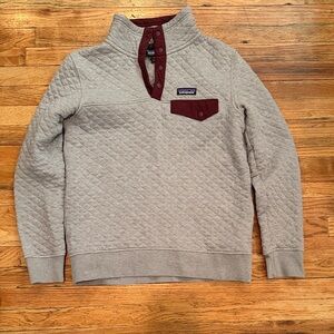 Patagonia Gray and Burgundy Quilted Women’s snap Up Sweater